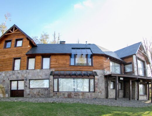 Residencia Premium en Las Pendientes Ski Village | 400 m² sobre lote de 6.353 m² – San Martín de los Andes