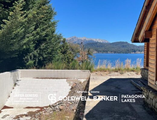 Dos Residencias con Vista al Lago en Puerto Manzano – Lote 3.236 m² | Villa La Angostura