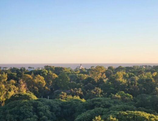 Piso de gran escala con vistas abiertas en Av. Del Libertador y República de la India